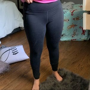 Black lulu leggings with mesh